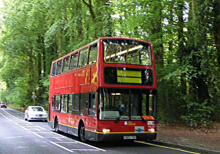 London Central Volvo B7TL Plaxton President PVL233